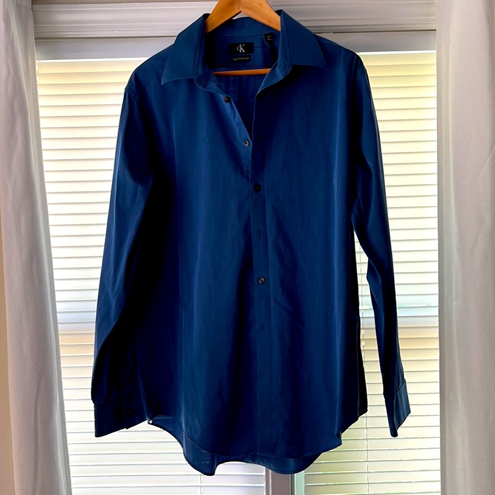 Mens XL Calvin Klein slim fit non-iron blue button down